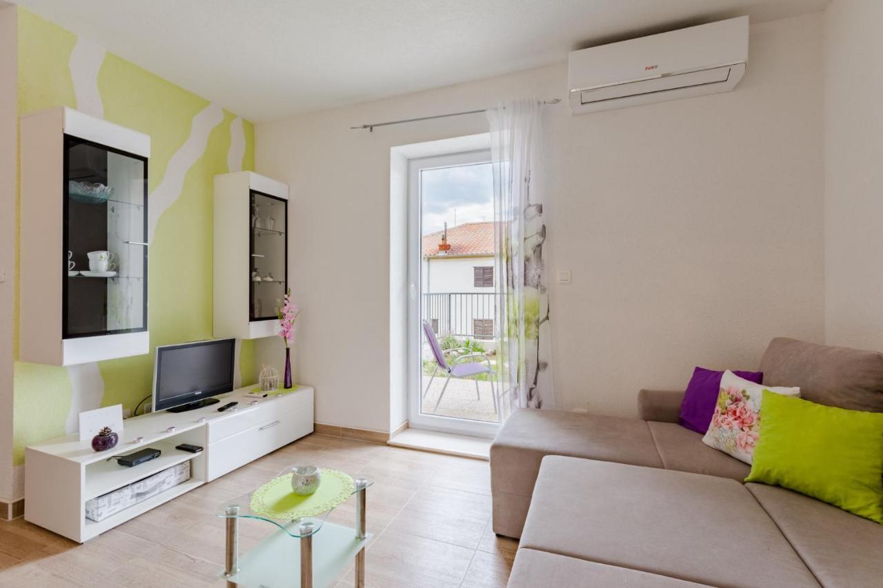 Apartment Anamaris Solin Exterior foto